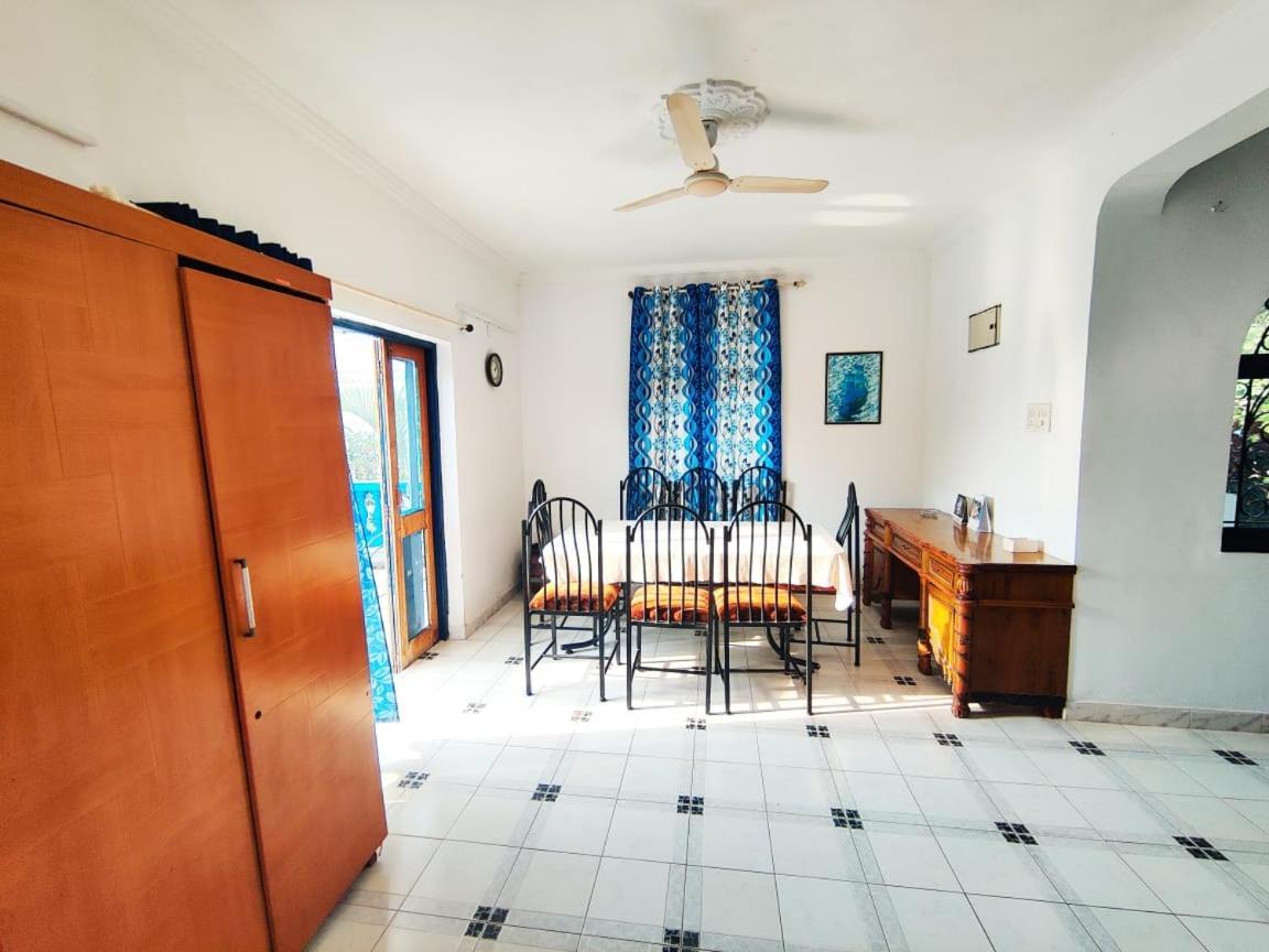 Amazing Hilltop 4 Bhk Villa With Private Pool Near แคนโดลิม ภายนอก รูปภาพ